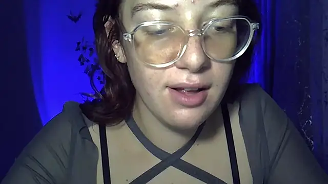 Snapshot of Lily_Ember chatting on 10.25.25 Lily Ember online show from 10.25.25