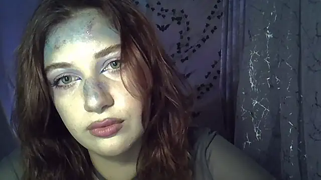 Snapshot of Lily_Ember chatting on 10.30.25 Lily Ember online show from 10.30.25