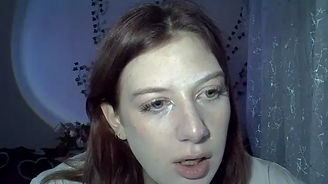 Snapshot of Lily_Ember chatting on 11.05.25 Lily Ember online show from 11.05.25