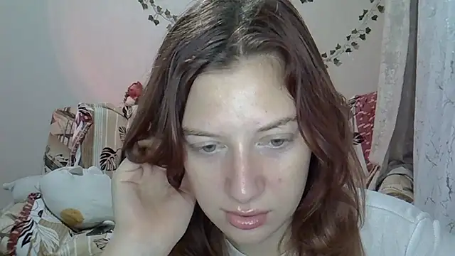 Snapshot of Lily_Ember chatting on 11.29.25 Lily Ember online show from 11.29.25