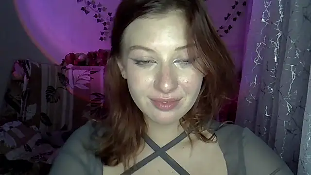 Snapshot of Lily_Ember chatting on 11.30.25 Lily Ember online show from 11.30.25