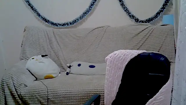 Snapshot of Lily_Ember chatting on 12.18.25 Lily Ember online show from 12.18.25