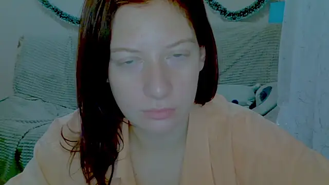 Snapshot of Lily_Ember chatting on 12.20.25 Lily Ember online show from 12.20.25