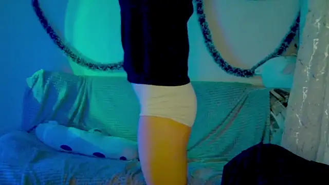 Snapshot of Lily_Ember chatting on 01.13.26 Lily Ember online show from 01.13.26