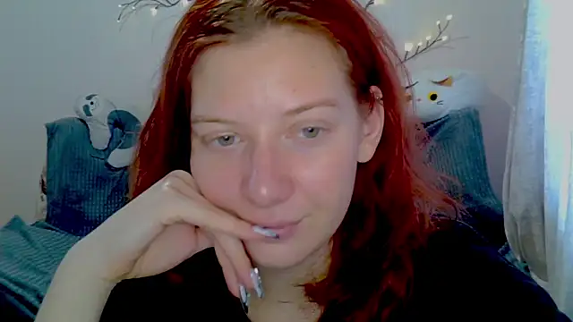 Snapshot of Lily_Ember chatting on 02.14.26 Lily Ember online show from 02.14.26