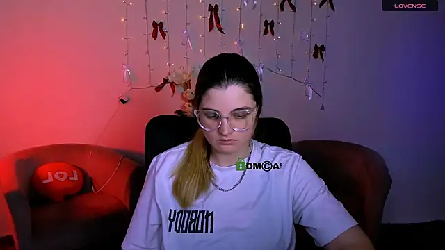 Snapshot of inga_gree chatting on 02.04.26 inga gree online show from 02.04.26