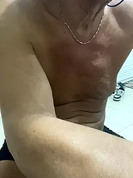 Unique X perience online show from 09.13.25