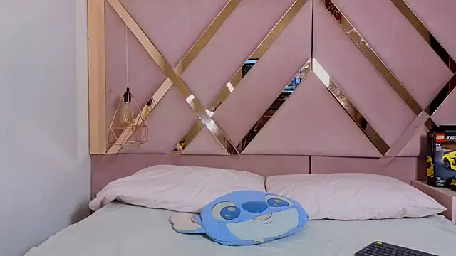 Sthephany grand online show from 11.22.25