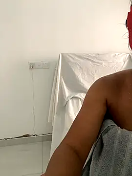 Snapshot of venom-172 chatting on 10.16.25 venom-172 online show from 10.16.25