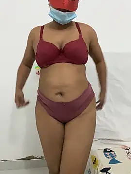 Snapshot of venom-172 chatting on 10.17.25 venom-172 online show from 10.17.25