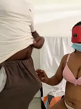 Snapshot of venom-172 chatting on 10.23.25 venom-172 online show from 10.23.25