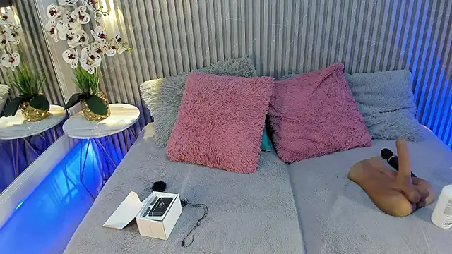 DAFNECOX online show from 02.20.26