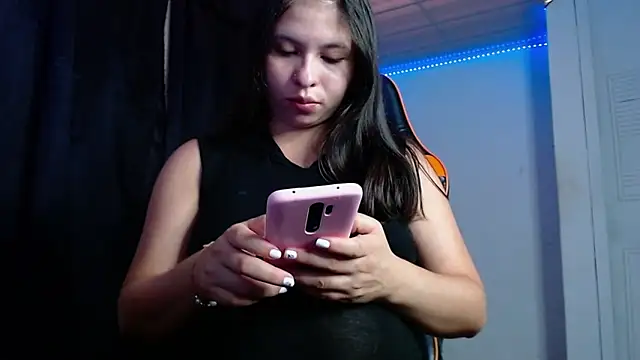 Abbiprada online show from 09.25.25