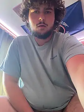 Snapshot of ThomasL4187 chatting on 11.29.25 ThomasL4187 online show from 11.29.25