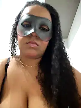 Snapshot of jadeamourim__ chatting on 10.11.25 jadeamourim online show from 10.11.25