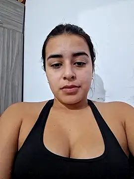 Snapshot of channell0 chatting on 09.17.25 channell0 online show from 09.17.25