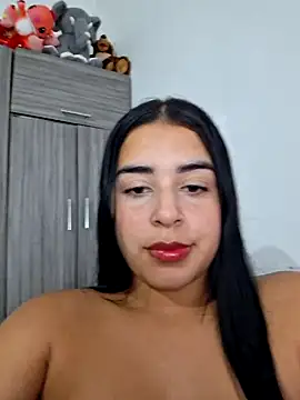Snapshot of channell0 chatting on 09.18.25 channell0 online show from 09.18.25