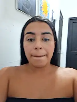 Snapshot of channell0 chatting on 01.11.26 channell0 online show from 01.11.26