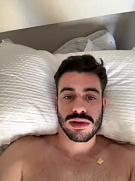 Snapshot of Carl242000 chatting on 11.06.25 Carl242000 online show from 11.06.25