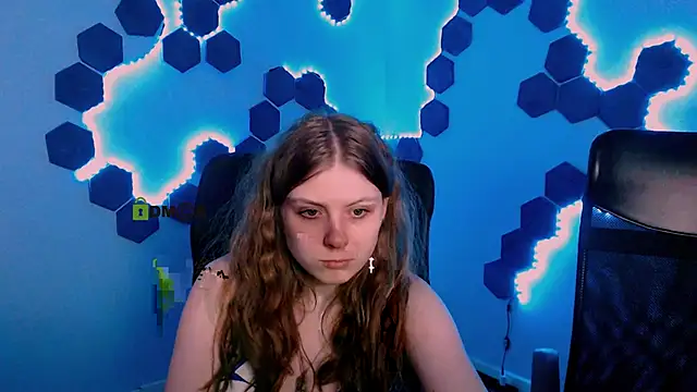 Snapshot of foxy_tease_ chatting on 11.27.25 foxy tease online show from 11.27.25