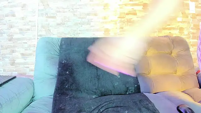 Dreams Chloe online show from 04.08.26