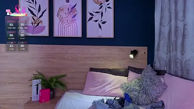 SarahMiler  online show from 02.23.26