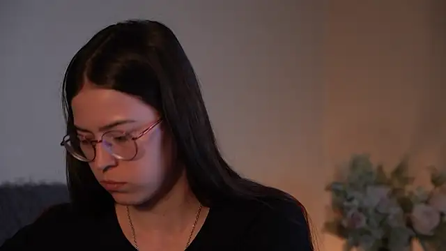 ywixos online show from 09.14.25