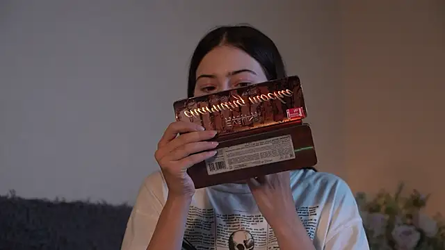 ywixos online show from 09.18.25