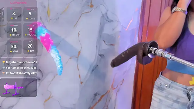 Snapshot of lisa_milf_ chatting on 04.09.26 lisa milf online show from 04.09.26