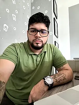 Christixn 669 online show from 04.15.26