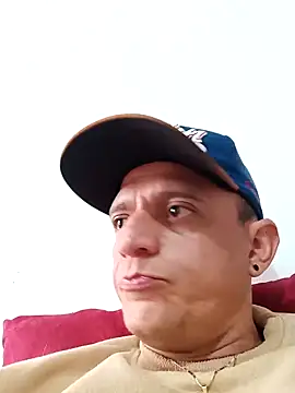 Snapshot of leon8013A chatting on 09.11.25 leon8013A online show from 09.11.25