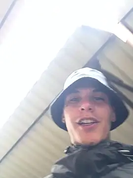 Snapshot of Jacobs0 chatting on 10.23.25 Jacobs0 online show from 10.23.25