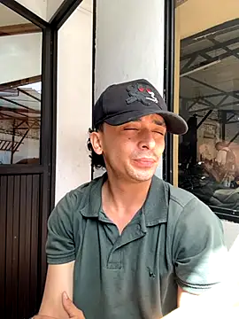 Snapshot of Jacobs0 chatting on 10.25.25 Jacobs0 online show from 10.25.25