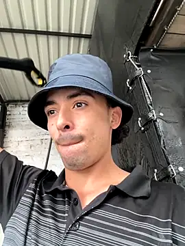 Snapshot of Jacobs0 chatting on 11.01.25 Jacobs0 online show from 11.01.25