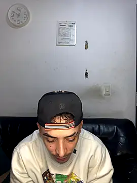 Snapshot of Jacobs0 chatting on 11.13.25 Jacobs0 online show from 11.13.25