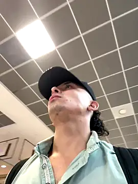 Snapshot of Jacobs0 chatting on 11.15.25 Jacobs0 online show from 11.15.25