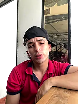 Snapshot of Jacobs0 chatting on 11.18.25 Jacobs0 online show from 11.18.25