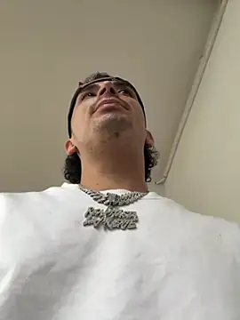 Snapshot of Jacobs0 chatting on 11.27.25 Jacobs0 online show from 11.27.25