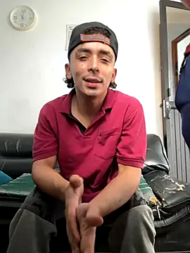 Snapshot of Jacobs0 chatting on 11.30.25 Jacobs0 online show from 11.30.25