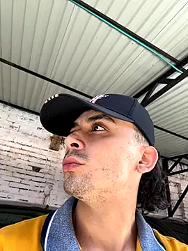 Snapshot of Jacobs0 chatting on 12.01.25 Jacobs0 online show from 12.01.25