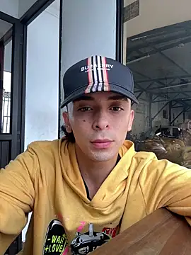 Snapshot of Jacobs0 chatting on 12.04.25 Jacobs0 online show from 12.04.25