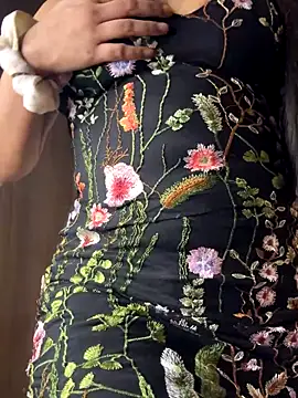 Snapshot of Cute-Sakhi chatting on 10.25.25 Cute-Sakhi online show from 10.25.25