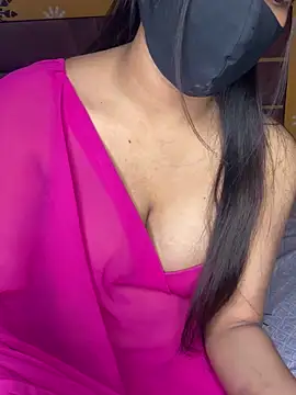 Snapshot of Cute-Sakhi chatting on 11.19.25 Cute-Sakhi online show from 11.19.25