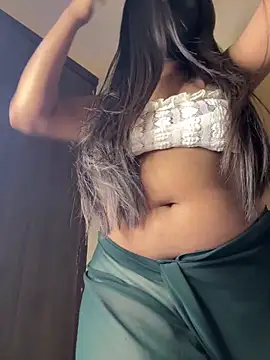 Snapshot of Cute-Sakhi chatting on 11.22.25 Cute-Sakhi online show from 11.22.25