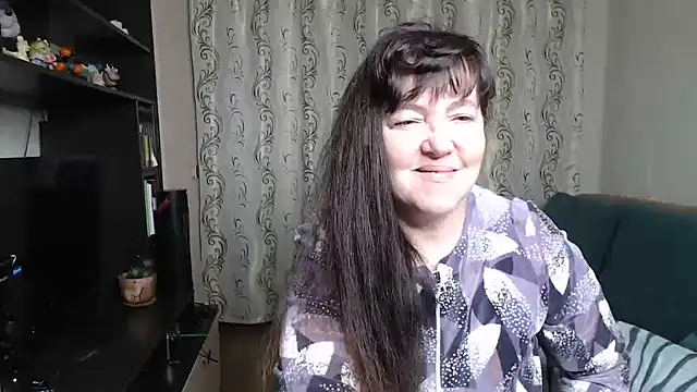 Snapshot of Illusionq chatting on 09.23.25 Illusionq online show from 09.23.25