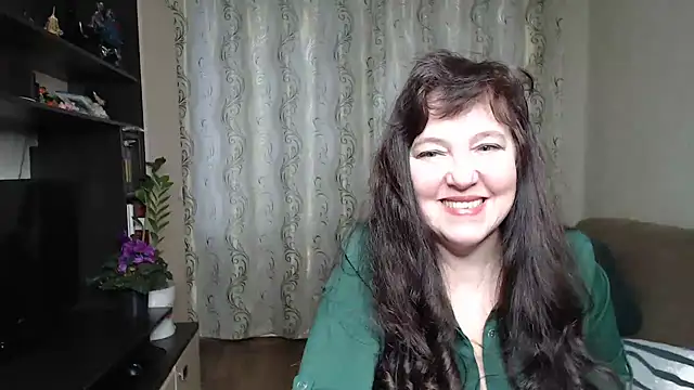 Snapshot of Illusionq chatting on 02.20.26 Illusionq online show from 02.20.26