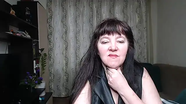 Snapshot of Illusionq chatting on 02.26.26 Illusionq online show from 02.26.26