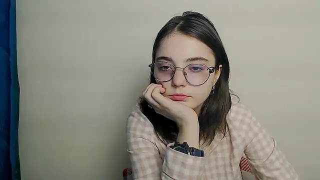 Snapshot of Sun_Shine__ chatting on 03.21.26 Sun Shine online show from 03.21.26