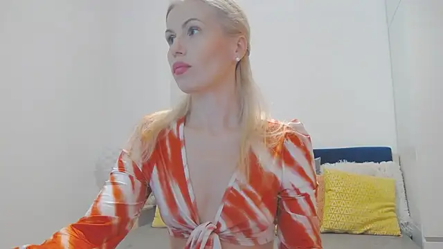 Snapshot of Lika_Soul chatting on 09.26.25 Lika Soul online show from 09.26.25