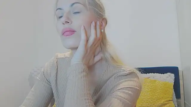 Snapshot of Lika_Soul chatting on 09.27.25 Lika Soul online show from 09.27.25